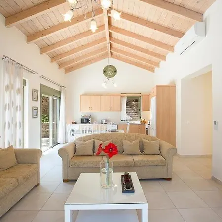 فيلة Sleeps 4 Pool Air Con Wifi